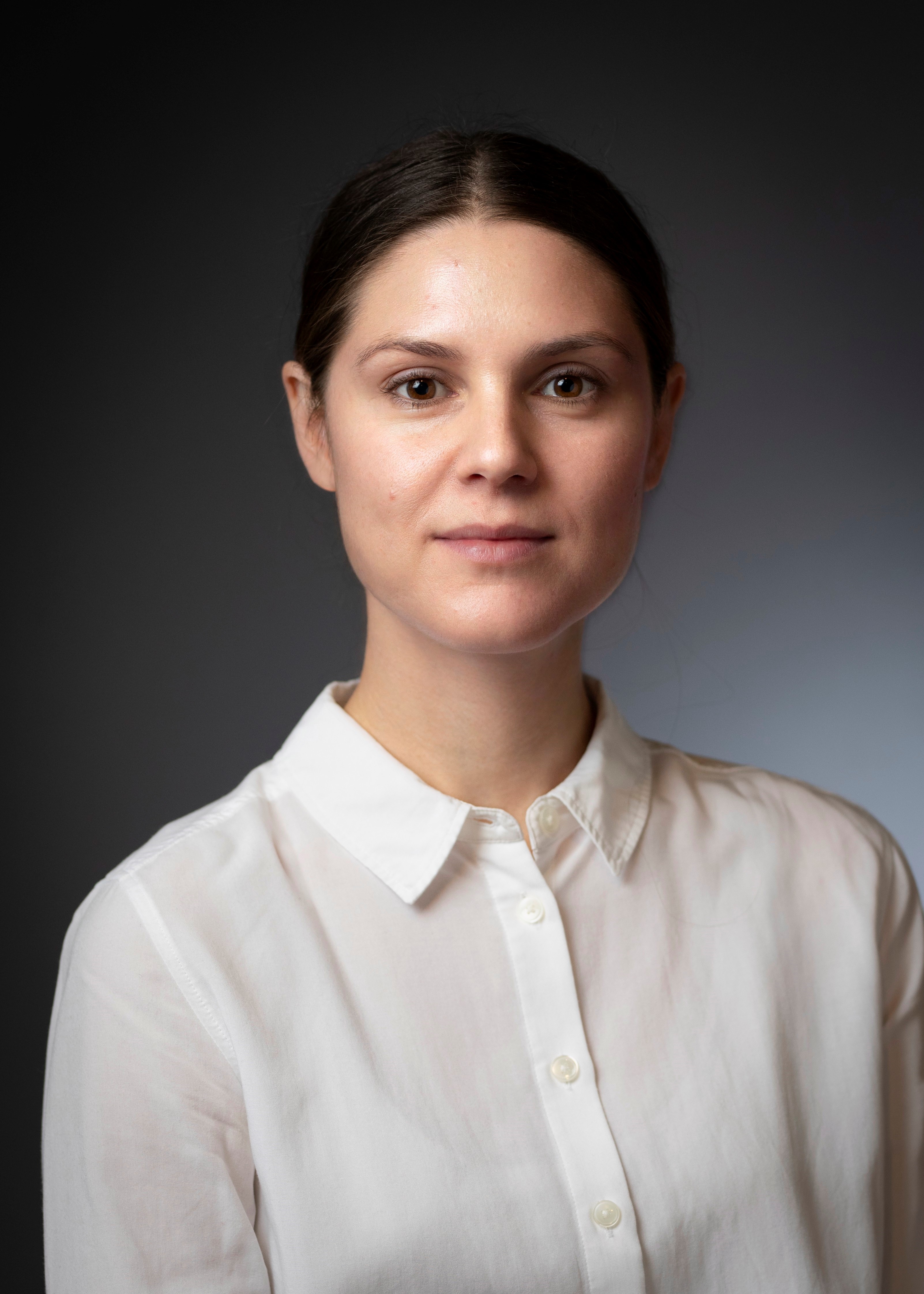 Paula Roth
